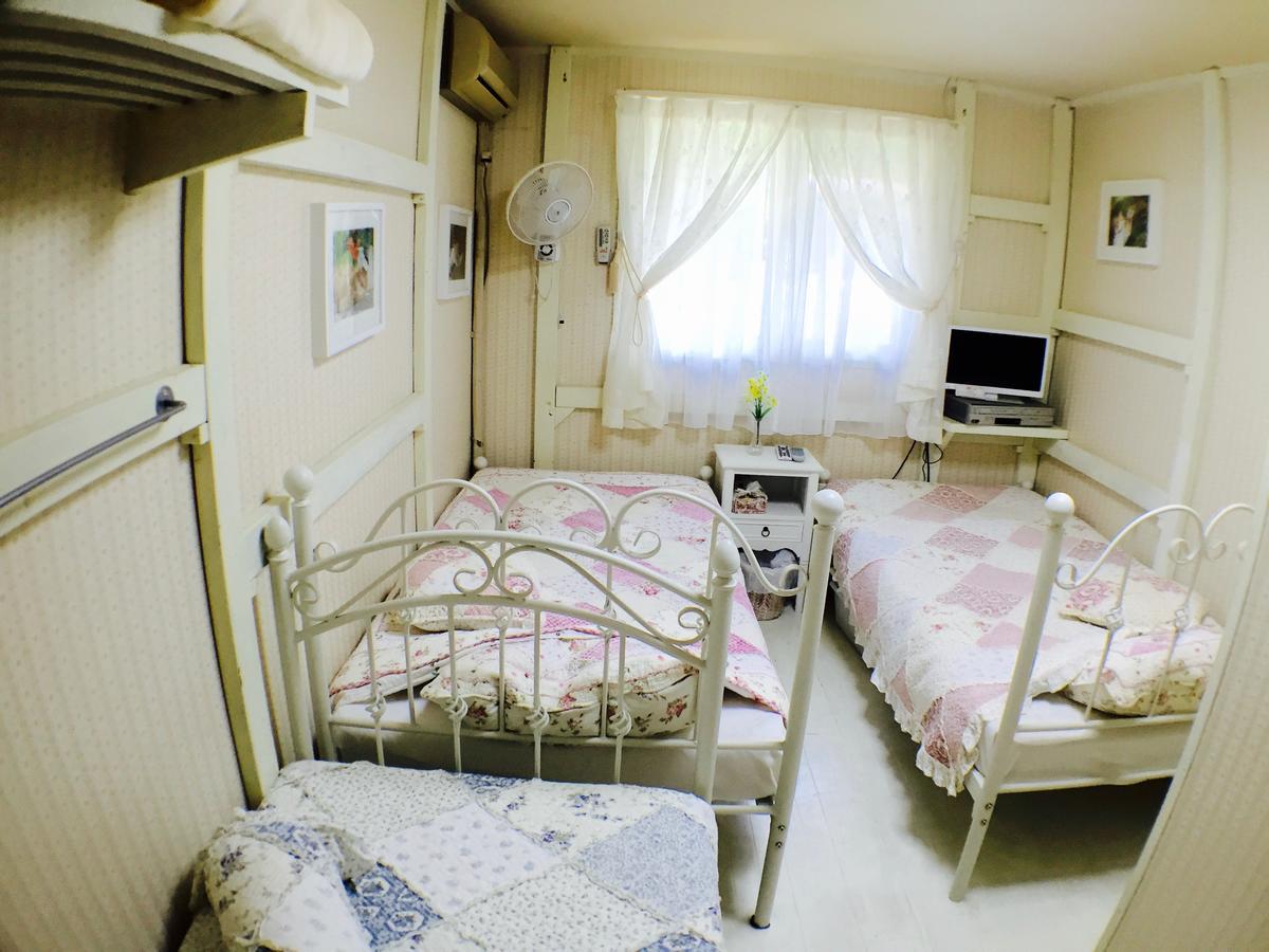 富士山猫と犬の宿ペンションブルーポピー 富士河口湖町 エクステリア 写真